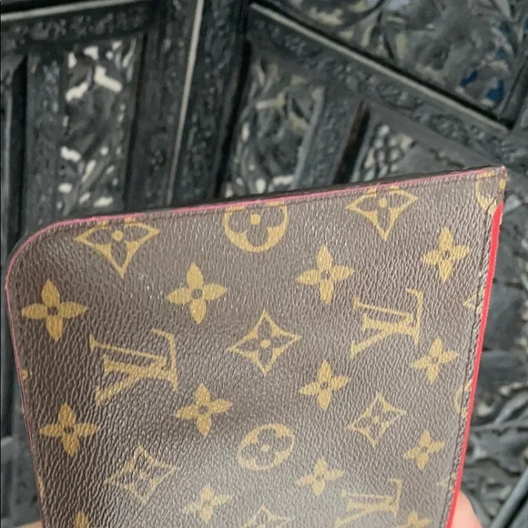 Louis Vuitton Neverfull Monogrom Clutch - Picture 3 of 10